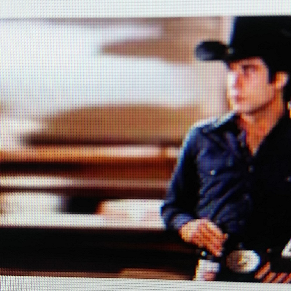 Meet your Posher, Robin